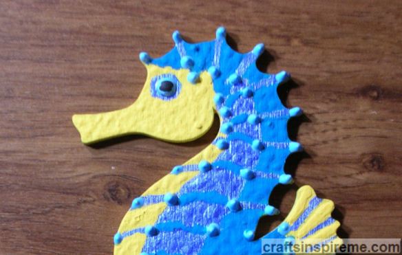 P7 Turquoise Seahorse Detail