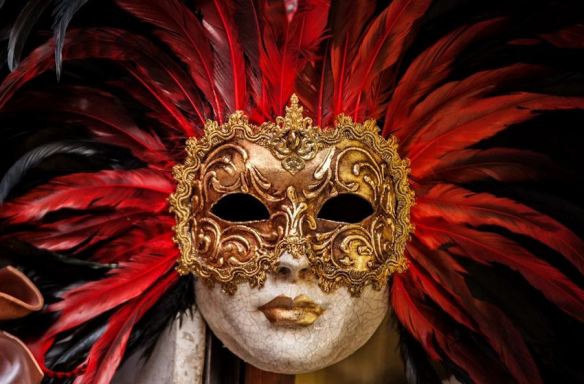 Red Feathered Mask