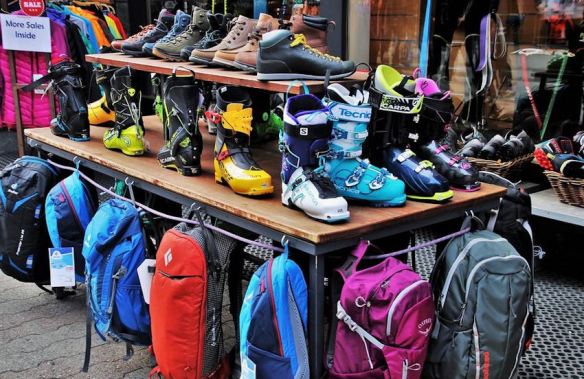 Ski & Outdoor Gear Shop