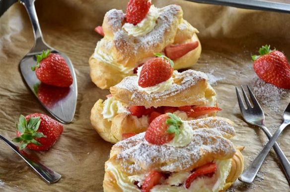 Strawberry Cream Puffs
