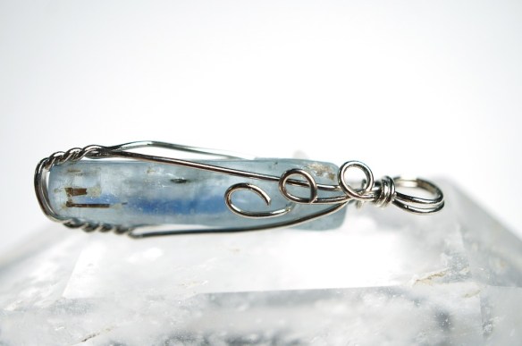 Wire Jewelry Kyanite Pendant