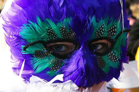 Purple Green Feathered Mask