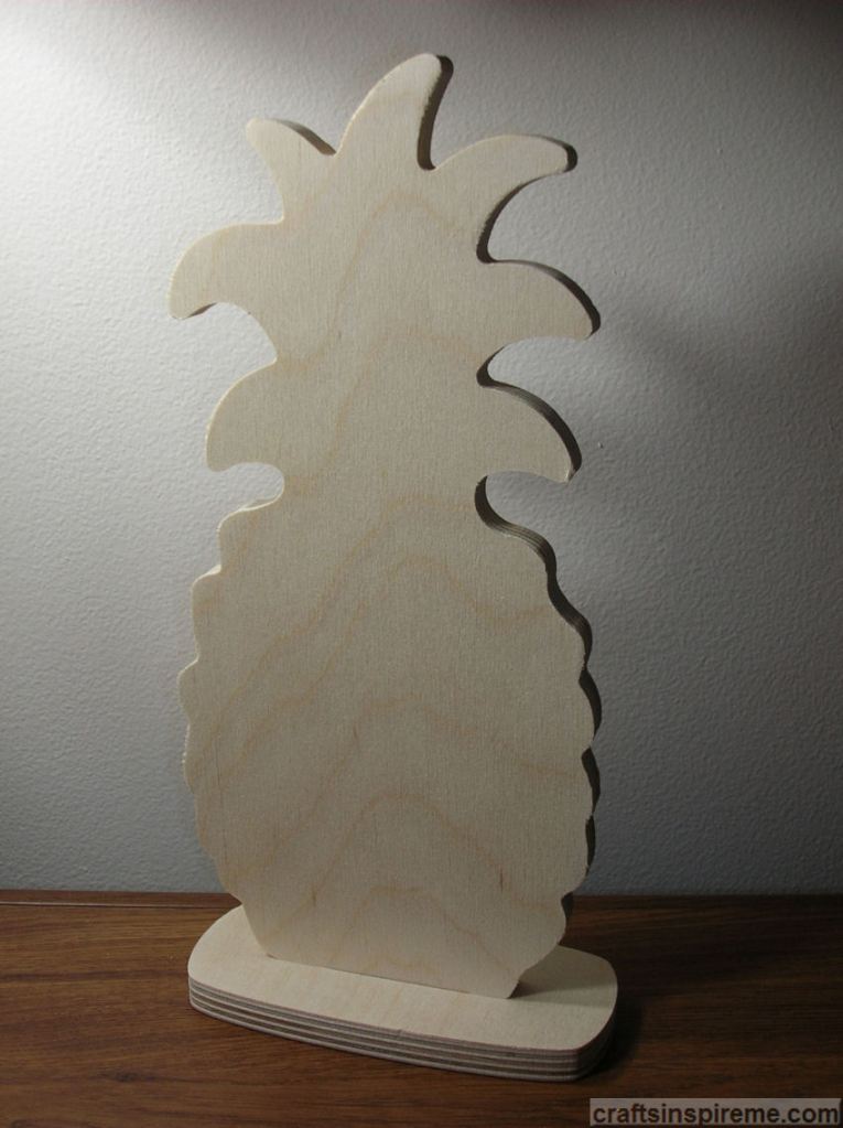 Raw Wood Pineapple