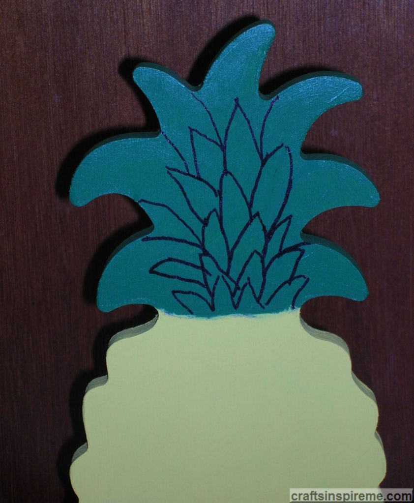 Draw Pineapple Leaf Details