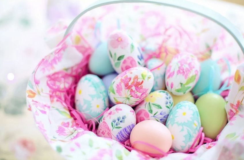 Pastel eggs