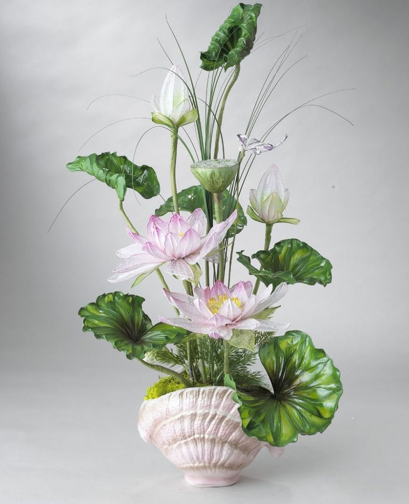 Sculptural Floral Design