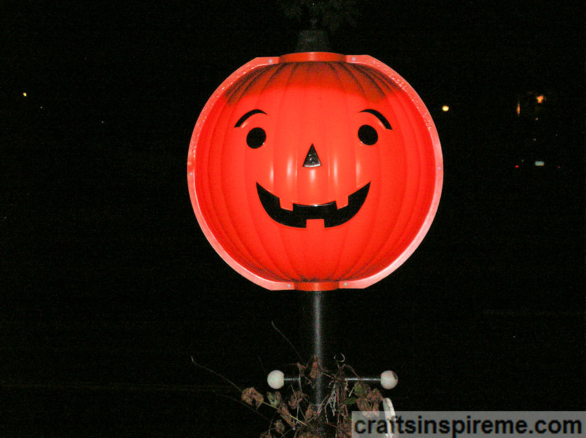 Lamppost Pumpkin