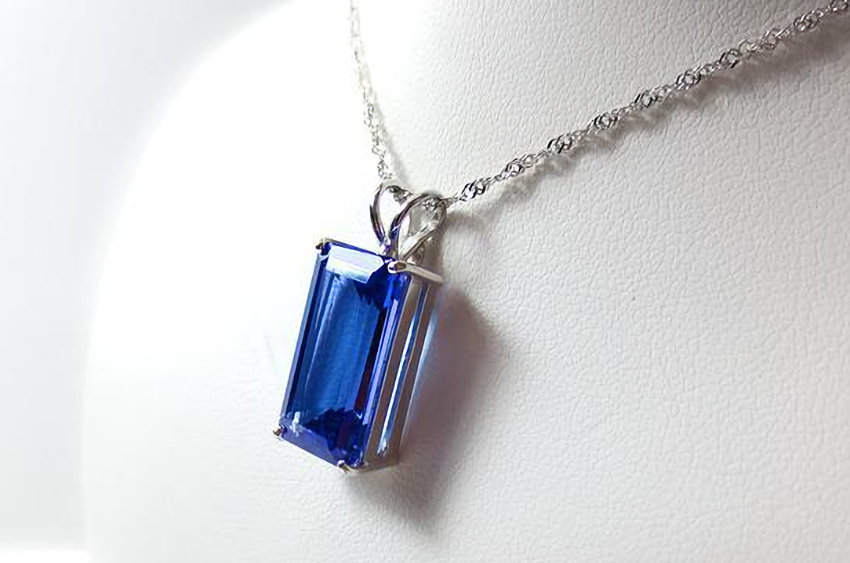 Tanzanite Pendant
