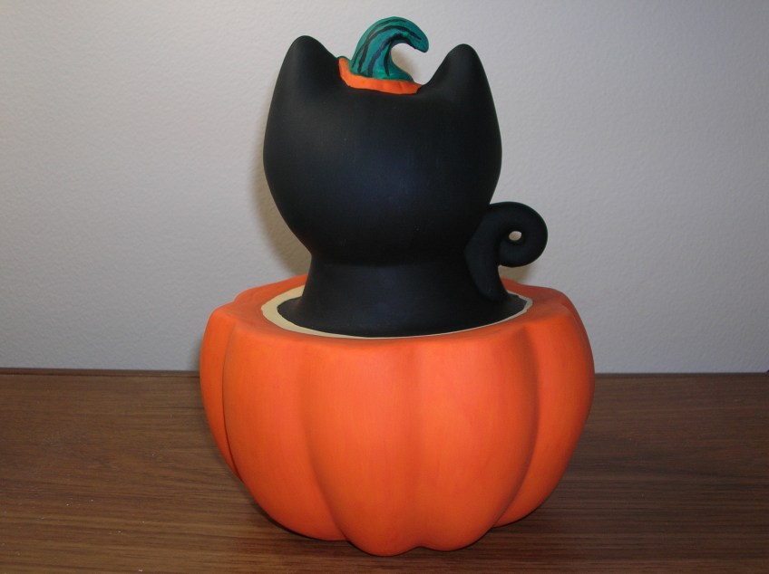 Painted Details Back