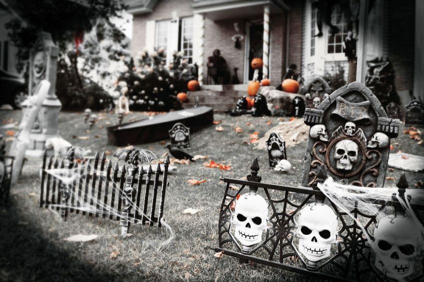 Halloween Graveyard Naughty