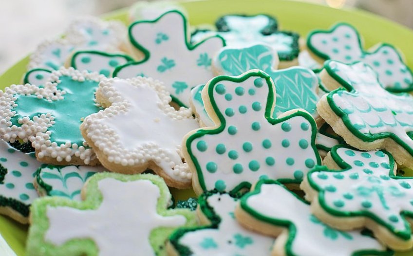Icing St Patrick's Day Cookies