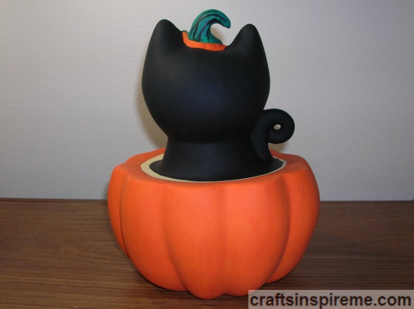 Painted Details Back