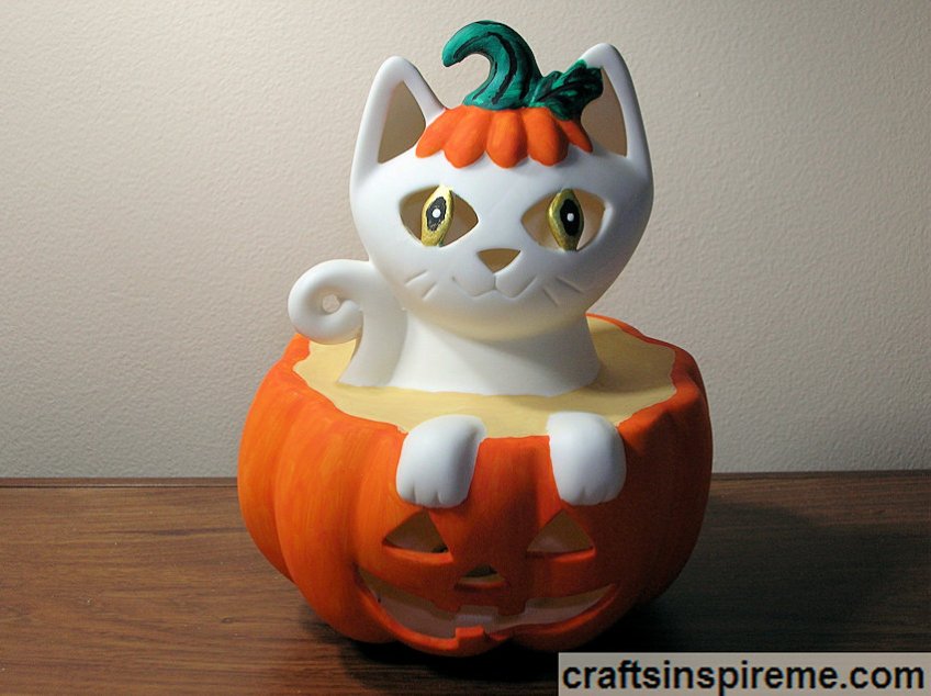 Painted Eyes & Pumpkin Interior