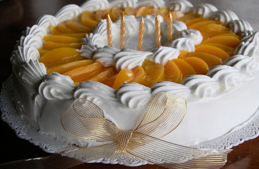 Peaches & Cream Cake