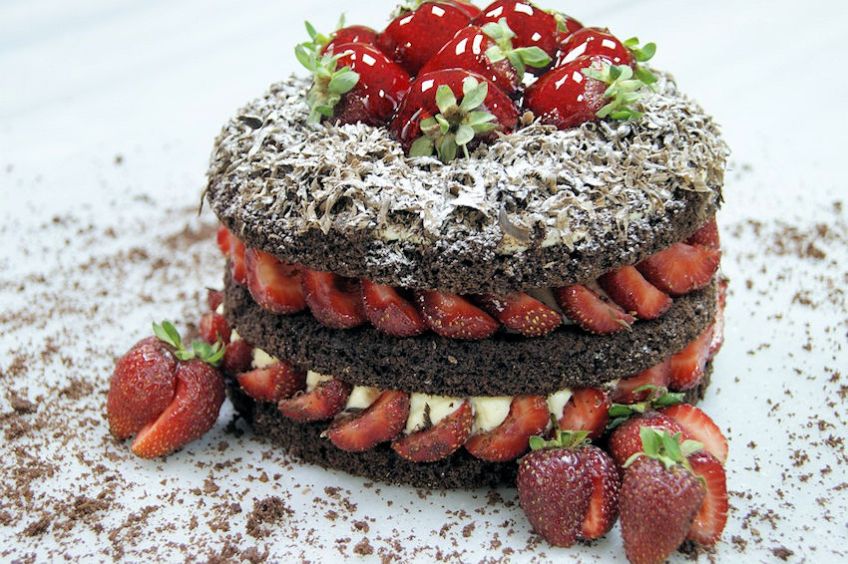 Strawberry Choc Cake
