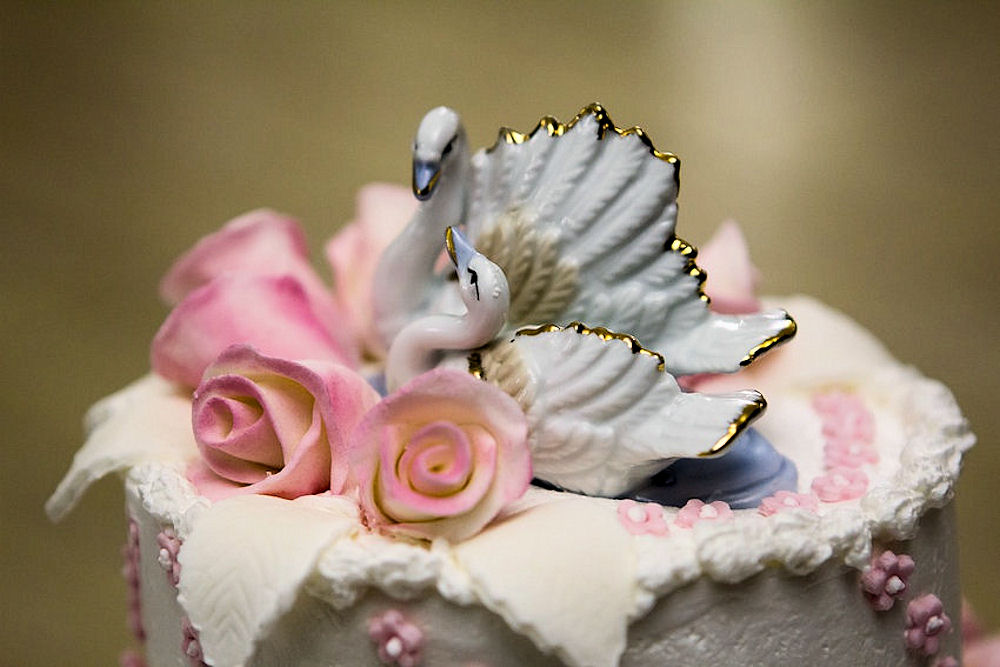 Swans Cake Topper