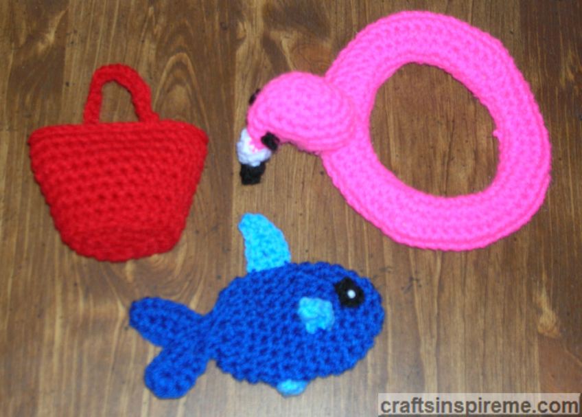 Flamingo Fish & Red Pail