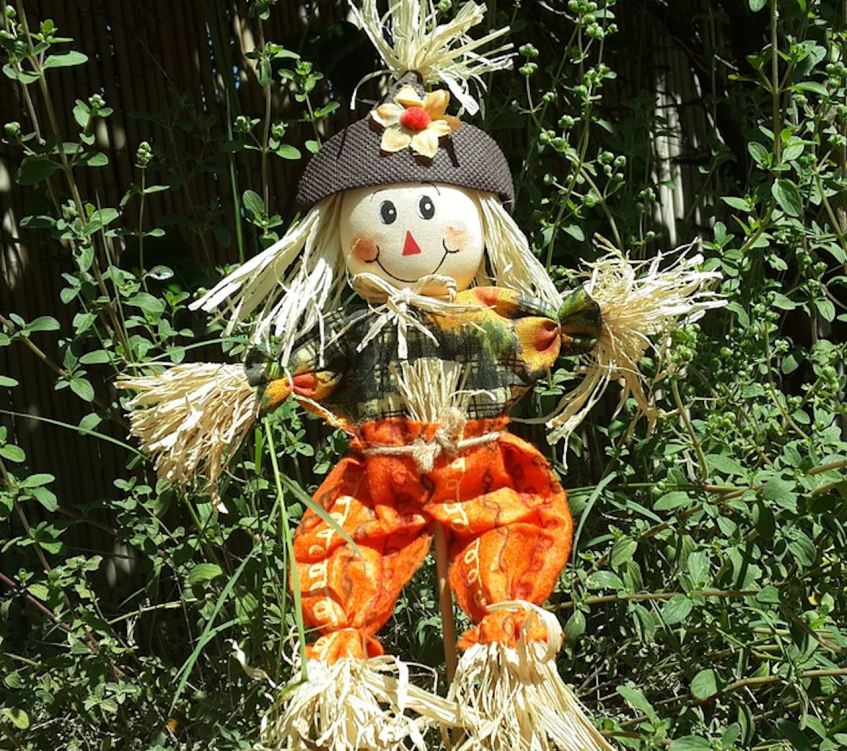 Kid Friendly Scarecrow
